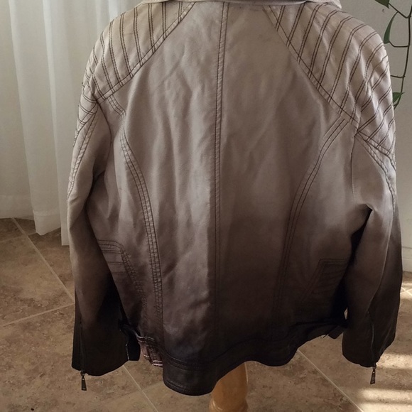 JouJou Jacket - Picture 2 of 4